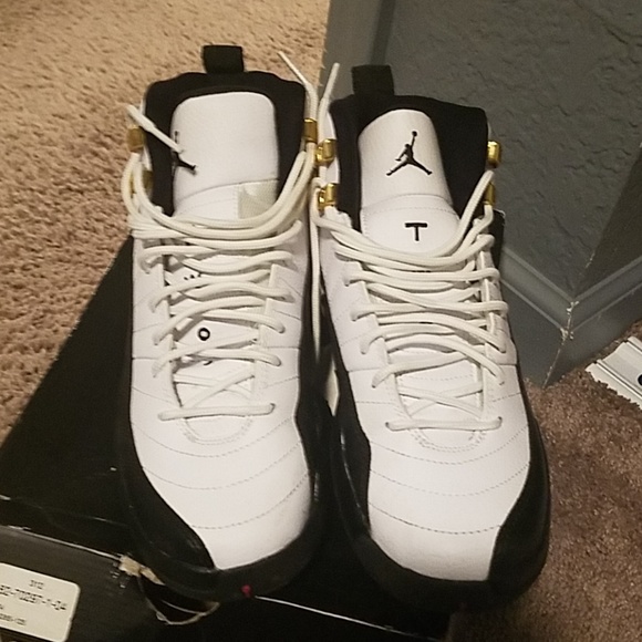 Retro 12s Taxis Retro 12s Taxis